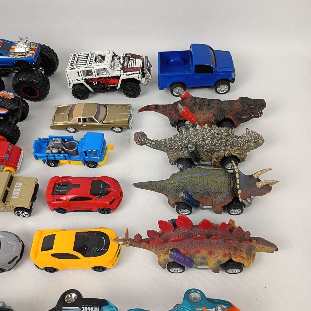 Mixed Lot of 45 Toy Cars, Trucks, Planes, Jets and Helicopters: Hotwheels, Other - Picture 3 of 8